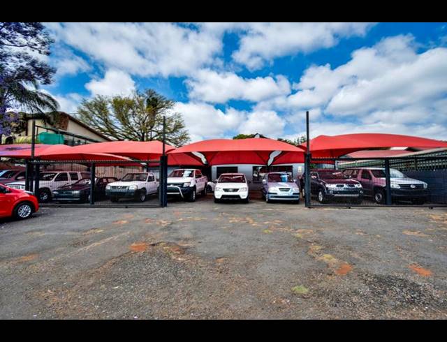 4 BEDROOM HOUSE FOR SALE IN SINOVILLE